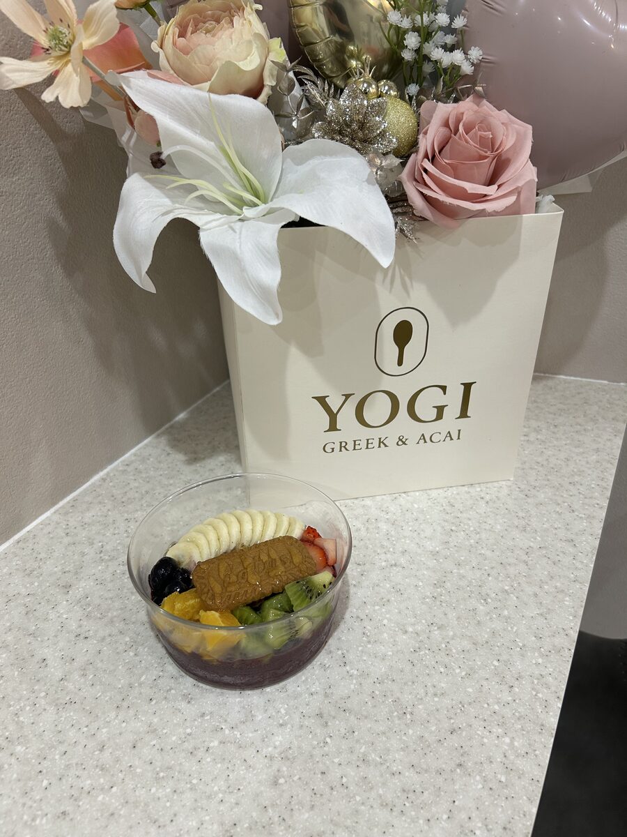 YOGI 神戸三宮店 アサイーボウル